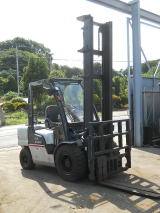 フォークリフト　レンタル　日産1